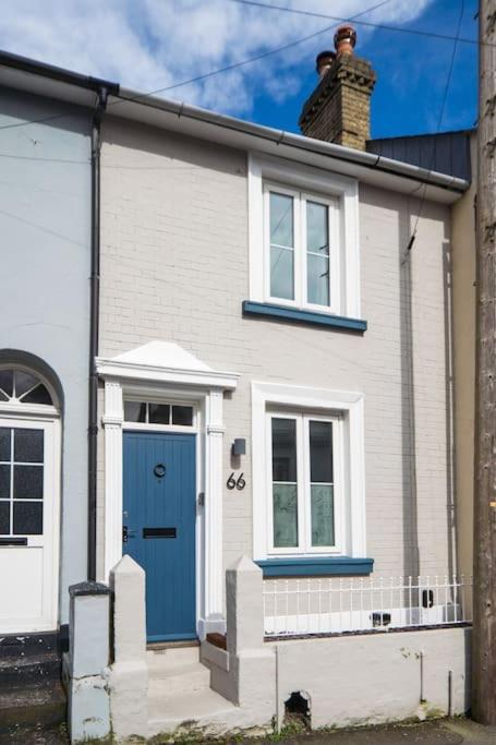 Captain'S Cottage - Central West Cowes - Spacious, Entire 1-Bed Home Экстерьер фото
